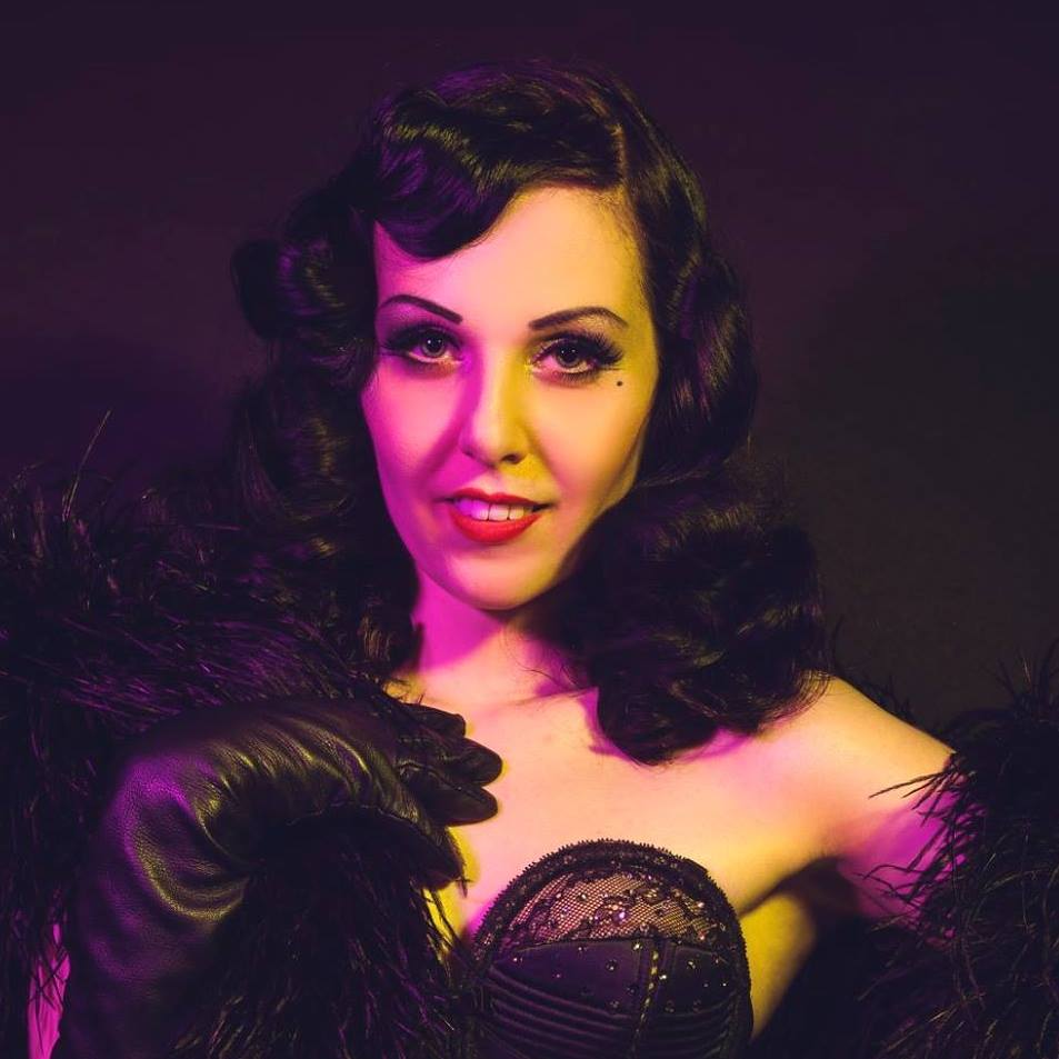 Owner and artistic director at "Fröken Frauke Burlesques Club"